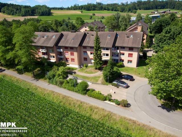 Rent a 6 ½ rooms apartment in Bassersdorf Flatfox