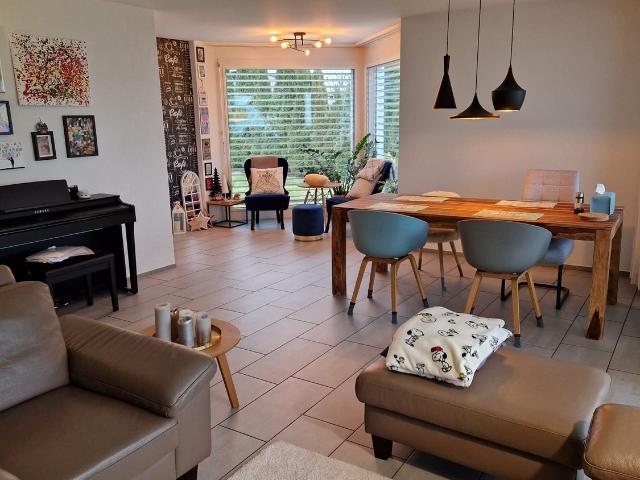 Rent a 6 ½ rooms single house in Berikon Flatfox