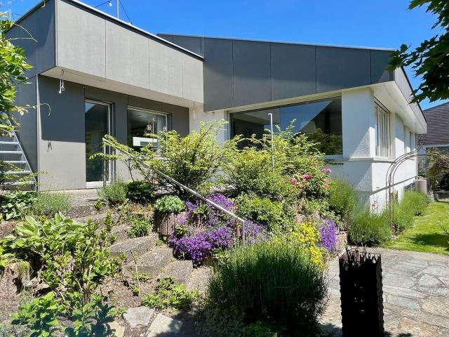 Rent a 6 ½ rooms single house in Buchrain Flatfox