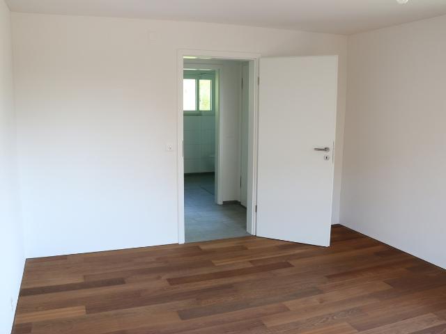 Rent a 6 rooms single house in Zell Flatfox