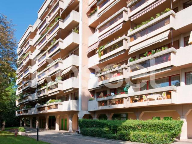 Rent a 8 rooms apartment in GENEVE Flatfox