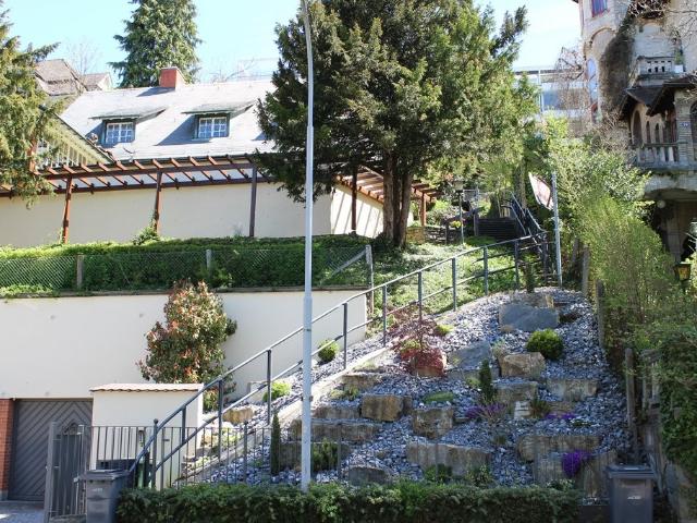Rent a 8 rooms single house in Zürich Flatfox