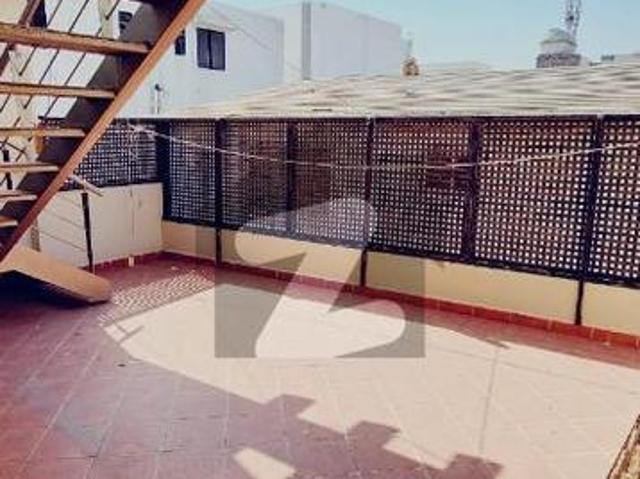 Rent A Centrally Located Prime Location 500 Square Yards House In Clifton Block 4