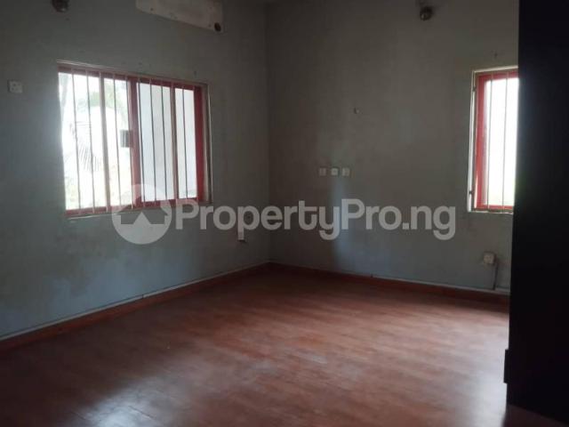 Rent 5 Bedroom Semi Detached Duplex With Bq in Wuse 2 Abuja 8MTZU | PropertyPro Nigeria