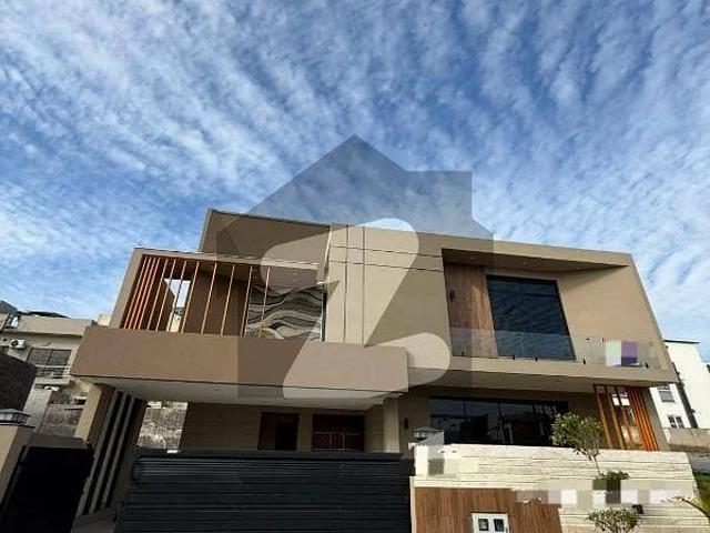 Rent A House Of 10 Marla In Top City 1
