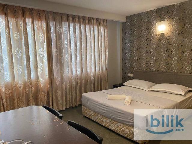 Rent a Room Queen Bedroom
