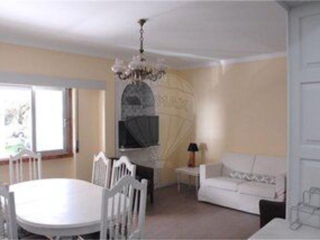 Rent Apartment 2 bedrooms Cascais balcony, equipped, ground floor, furnished