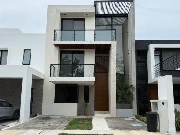 Rent? Casa en Residencial Aqua Amueblada de 6 Rec y paneles