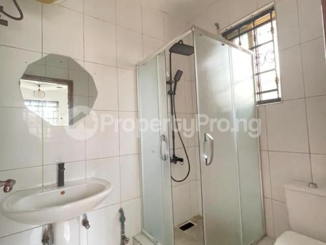 Rent Mini Flat in Lekki Phase 1, Lekki Lagos 4NHDJ | PropertyPro Nigeria
