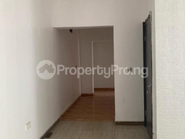 Rent 2 Bedroom Flat in Lekki Phase 1, Lekki Lagos 4MSQD | PropertyPro Nigeria