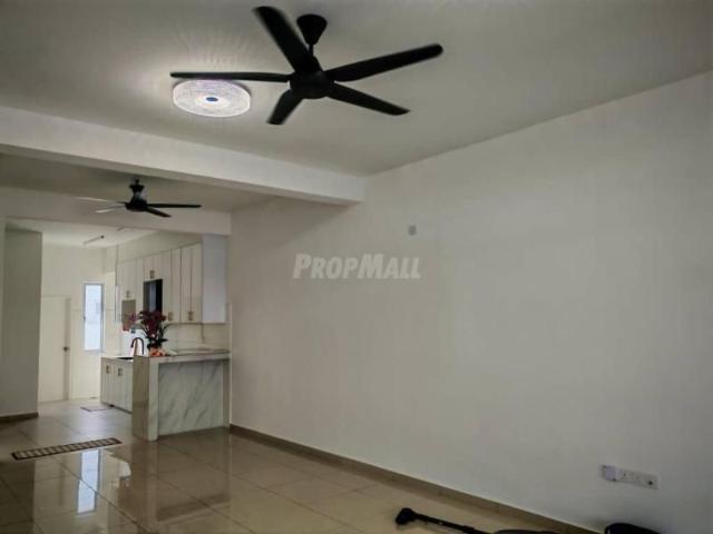 RENT: DOUBLE STOREY TIARA SENDAYAN ELARA 2 FOR RENT NEW HOUSE