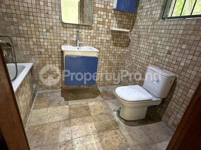 Rent 4 Units Of Room Self Contain in Lekki Phase 1, Lekki Lagos 8MXPN | PropertyPro Nigeria