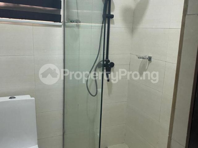 Rent Serviced Mini Flat in Lekki Phase 1, Lekki Lagos 8MYUJ | PropertyPro Nigeria