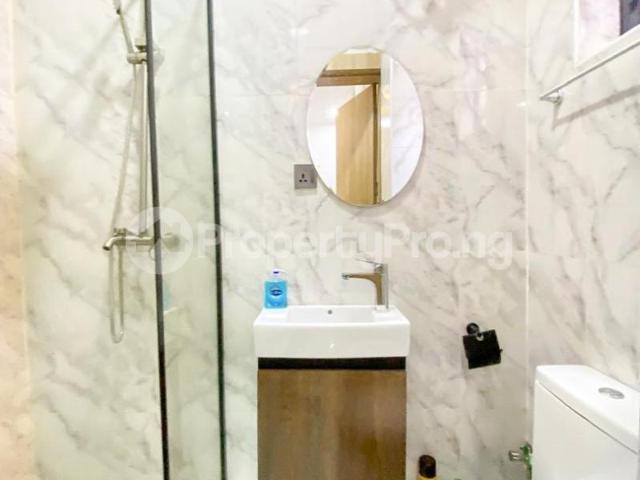 Rent Furnished 2 Bedroom Apartment in chevron, Lekki Lagos 0NCZU | PropertyPro Nigeria