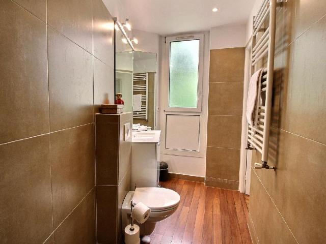 Rent Furnished Apartment 100m² Champs Elysées Etoile, Paris Amsterdam Apartments for Rent