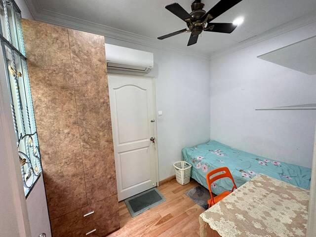 Rent for Room @Haw Par Villa