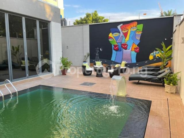 Rent Luxury 5 Bedroom Penthouse With Boys Quarter in Old Ikoyi, Lagos 5NAMG | PropertyPro Nigeria
