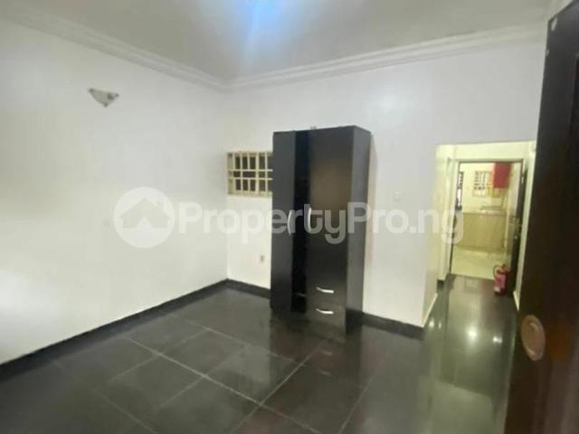 Rent 1 Bedroom Flat in Jakande, Lekki Lagos 8MTGE | PropertyPro Nigeria