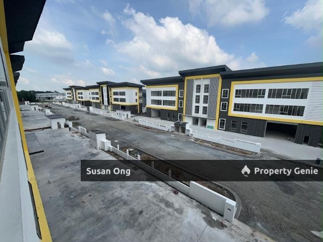 Rent RM1.80psf Telok Panglima Garang semi d factory
