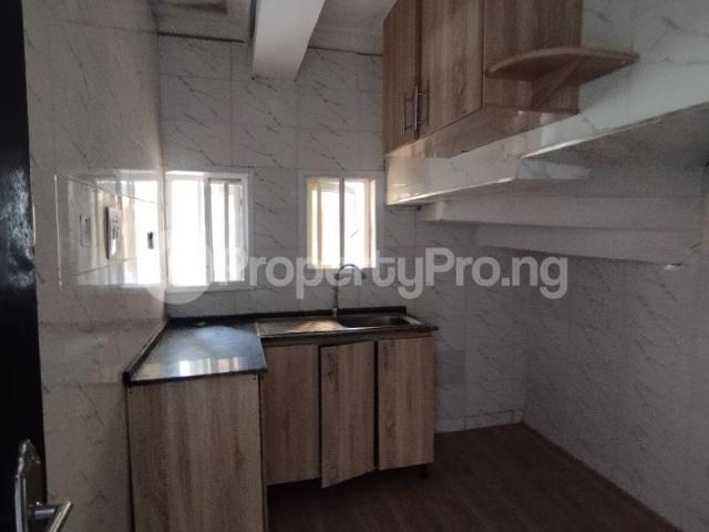 Rent Room And Parlour Self Contained in Lekki Lagos 3MTDE | PropertyPro Nigeria