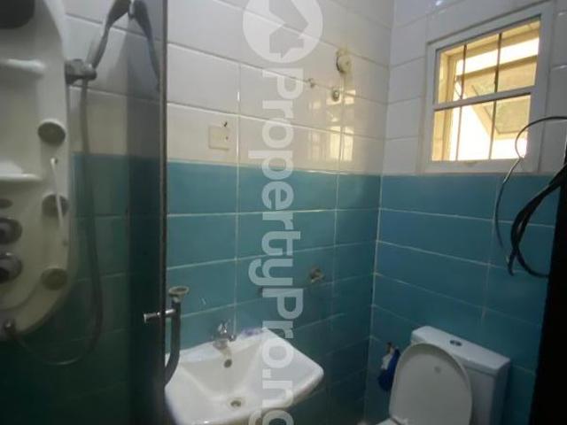 Rent Room In A Shared Apartment in chevron, Lekki Lagos 1MPQE | PropertyPro Nigeria