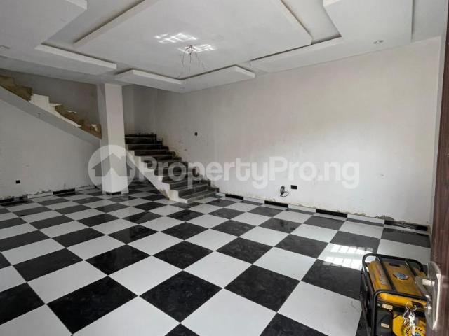 Rent Standard 4 Bedroom Duplex in Lugbe Abuja 0NQXV | PropertyPro Nigeria