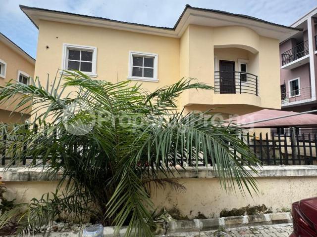 Rent 5 Bedroom Fully Detached Duplex With Bq in orchid, Lekki Lagos 1NGJU | PropertyPro Nigeria
