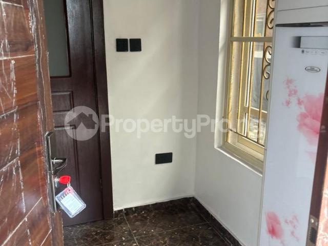 Rent Self Con With Open Plan Kitchen in chevron, Lekki Lagos 8NDMK | PropertyPro Nigeria