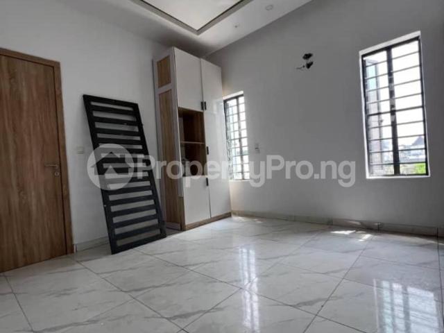 Rent A Room Self Contained in orchid, Lekki Lagos 3NFLM | PropertyPro Nigeria