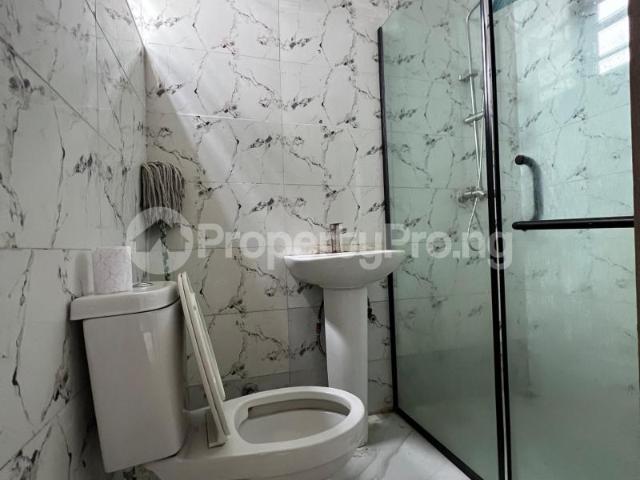 Rent A Room Self Contained in orchid, Lekki Lagos 8NLEE | PropertyPro Nigeria