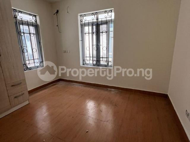 Rent Single Bedroom In A Secured Estate in Idado, Lekki Lagos 1NCMQ | PropertyPro Nigeria