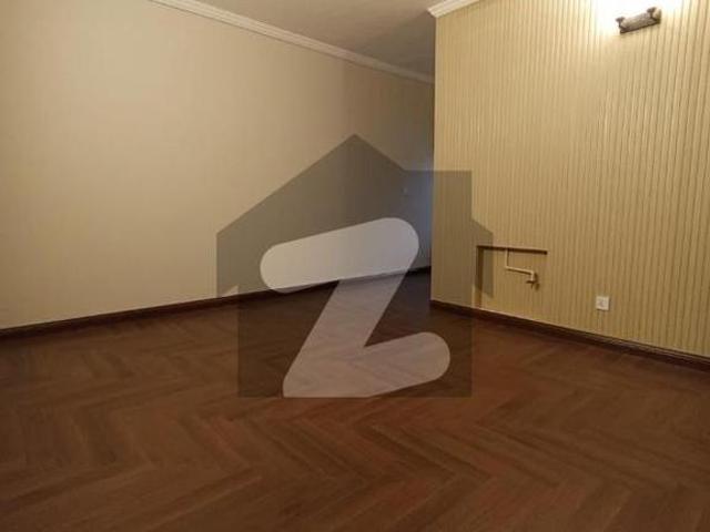Rent The Ideally Located House For An Incredible Price Of Pkr Rs. 750000 E 7
