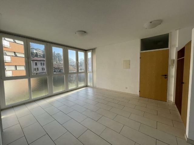 RENT TO BUY LUMINOSO 3.5 LOCALI DI 90 MQ A BALERNA