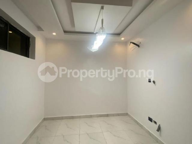 Rent 1 Bedroom Apartment in Ologolo, Lekki Lagos 9LWGF | PropertyPro Nigeria