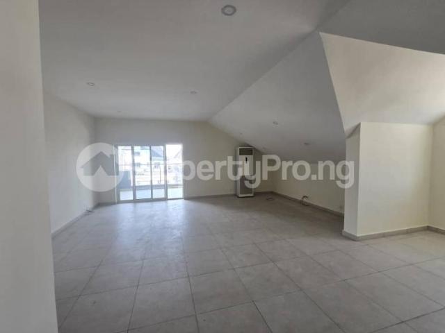 Rent 1 Bedroom Pentflat With Bq in Osborne Foreshore Estate, Ikoyi Lagos 9MSXY | PropertyPro Nigeria
