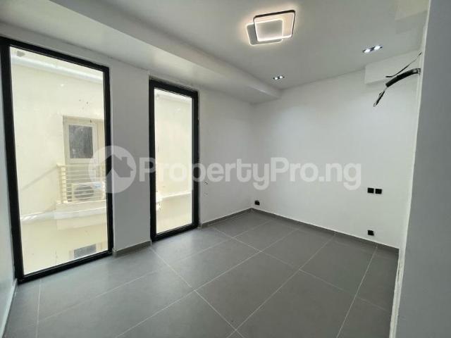 Rent 2 Bedroom Apartment in Old Ikoyi, Lagos 0MQRK | PropertyPro Nigeria