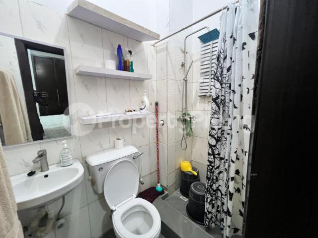 Rent 2 Bedroom Apartment in Lekki Phase 1, Lekki Lagos 2LUPB | PropertyPro Nigeria