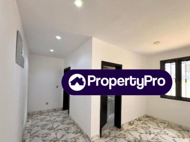 Rent 2 Bedroom Flat in Ikoyi Lagos 4MXKN | PropertyPro Nigeria