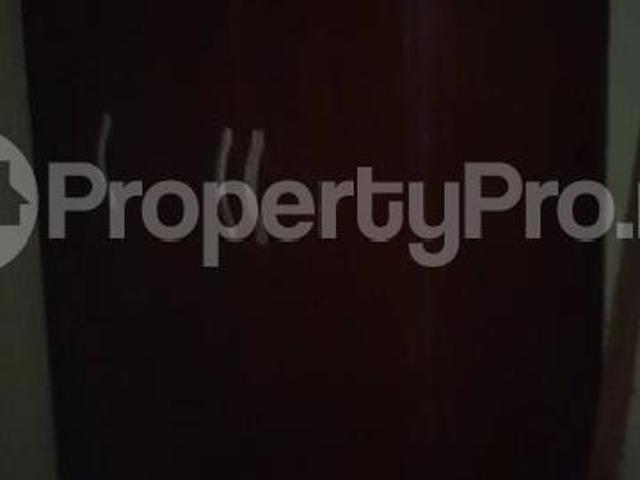 Rent 2 Bedroom Flat in Mafoluku, Oshodi Lagos 8MPUG | PropertyPro Nigeria