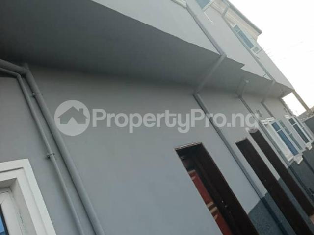 Rent 2 Bedroom Flat in Ipaja Lagos 7MPCK | PropertyPro Nigeria