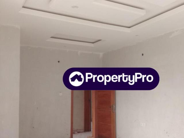 Rent 2 Bedroom Flat in Isolo Lagos 6NCCA | PropertyPro Nigeria