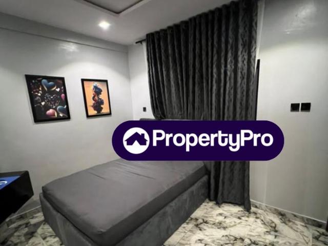 Rent 3 Bedroom Flat / Apartment For Rent in Yaba Lagos 6NEDZ | PropertyPro Nigeria