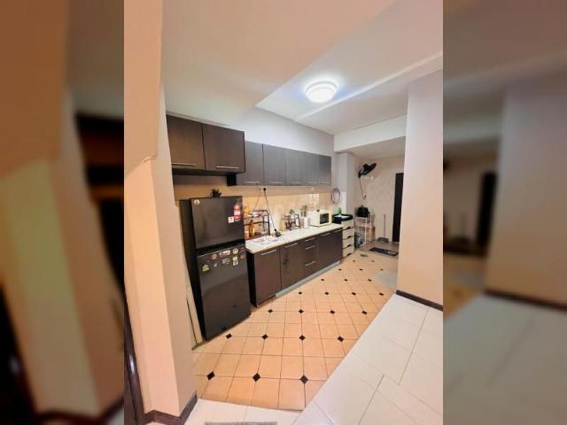 Rent 3 Storey House Fully Furnished at Taman Pelangi Subang, Subang Bestari