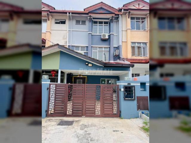 Rent 3 Storey House Fully Furnished at Taman Pelangi Subang, Subang Bestari