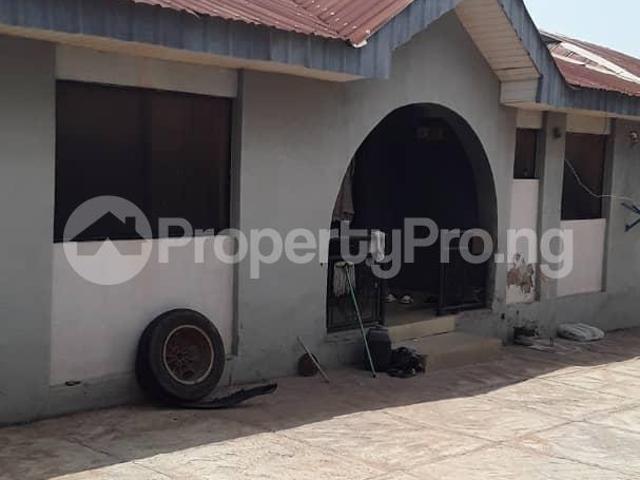 Rent 3 Bedroom Flat in Akala Express, Ibadan Oyo 0MYNR | PropertyPro Nigeria