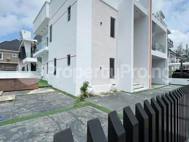 Rent 4 Bedroom Detached Duplex in Ikota, Lekki Lagos 6MTZK | PropertyPro Nigeria
