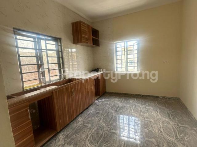 Rent 5units Of 2beds! In Ijesha, Surulere Lagos 9MRWC | PropertyPro Nigeria