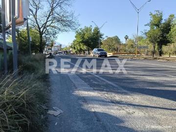 Renta terreno de 1000 m2 frente a carretera nacional en El Alamo Santiago Nuevo Leon 4