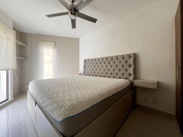 RENTA Townhouse amueblado de 3 recámaras en ESQUINA Fracc. Bali, Playa del Carm