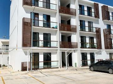 RENTA VACACIONAL CANCÚN DEPTO EN LIRIOS RESIDENCIAL $1,800 X NOCHE 4 PERSONAS